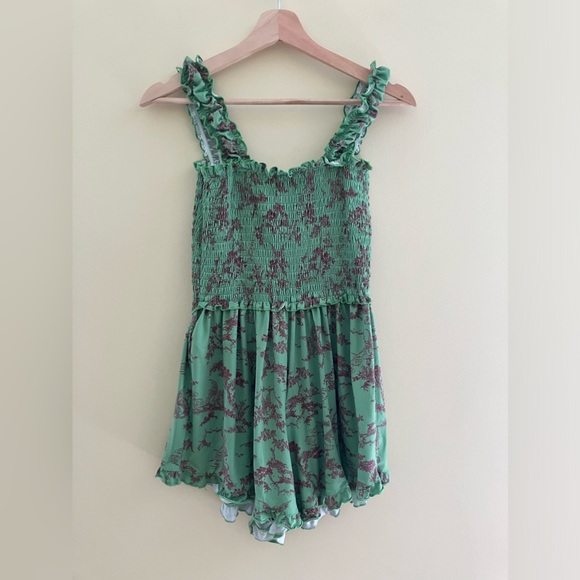 Urban Outfitters Tova Smocked Romper Size Small New Without Tags - Picture 4 of 4